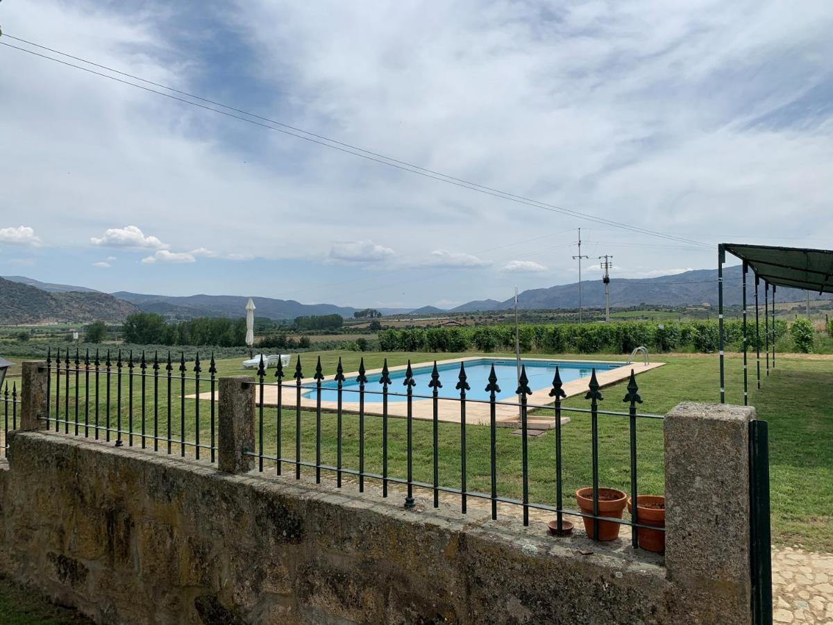 ヴィーラ・フロール Quinta Sta Luzia Carrascalヴィラ エクステリア 写真