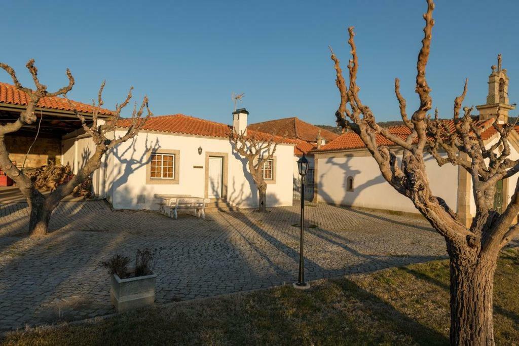 ヴィーラ・フロール Quinta Sta Luzia Carrascalヴィラ エクステリア 写真